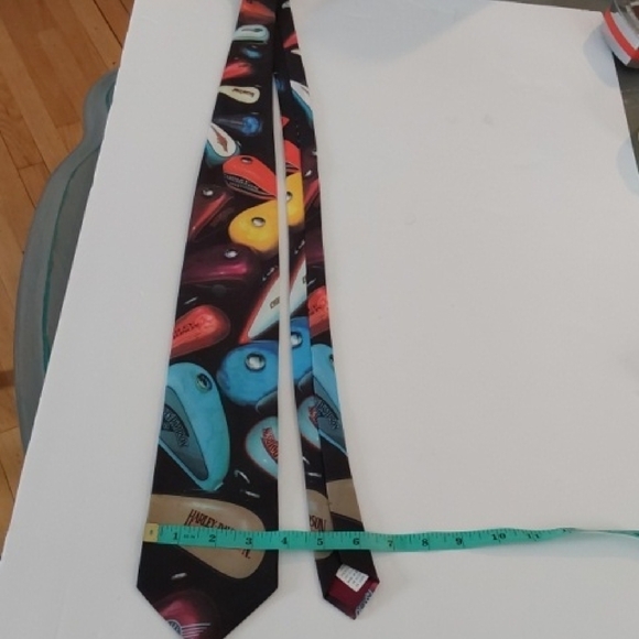 Harley Davidson Necktie Colorful Motorcycle Tanks Mens Tie  Sz.58' - Picture 6 of 6
